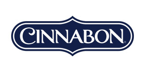 1_0006_Cinnabon-Hug-Logo_FINAL_2768